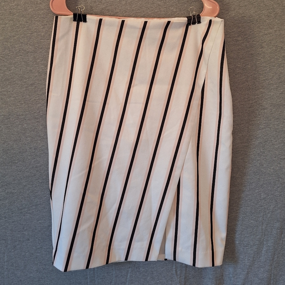 White House Black Market Size 10 White Pencil Skirt Black and Pink Striped
